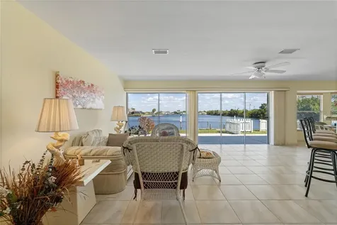 109 W Tarpon Boulevard NW Port Charlotte FL 33952