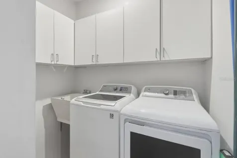 Cond. Puerto Paseos Avenida Felisa Rincon Gautier San Juan PR 00926