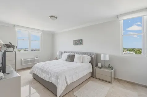 Cond. Puerto Paseos Avenida Felisa Rincon Gautier San Juan PR 00926