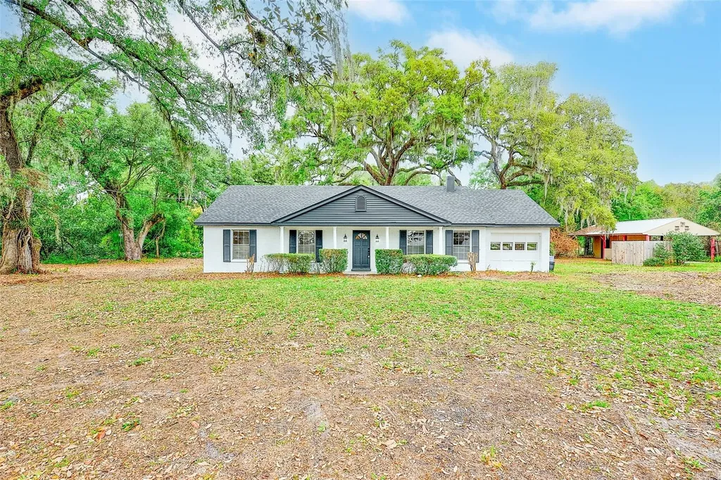 1220 Vinewood Drive Seffner FL 33584