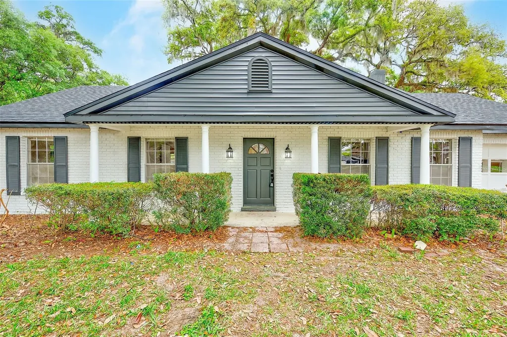1220 Vinewood Drive Seffner FL 33584