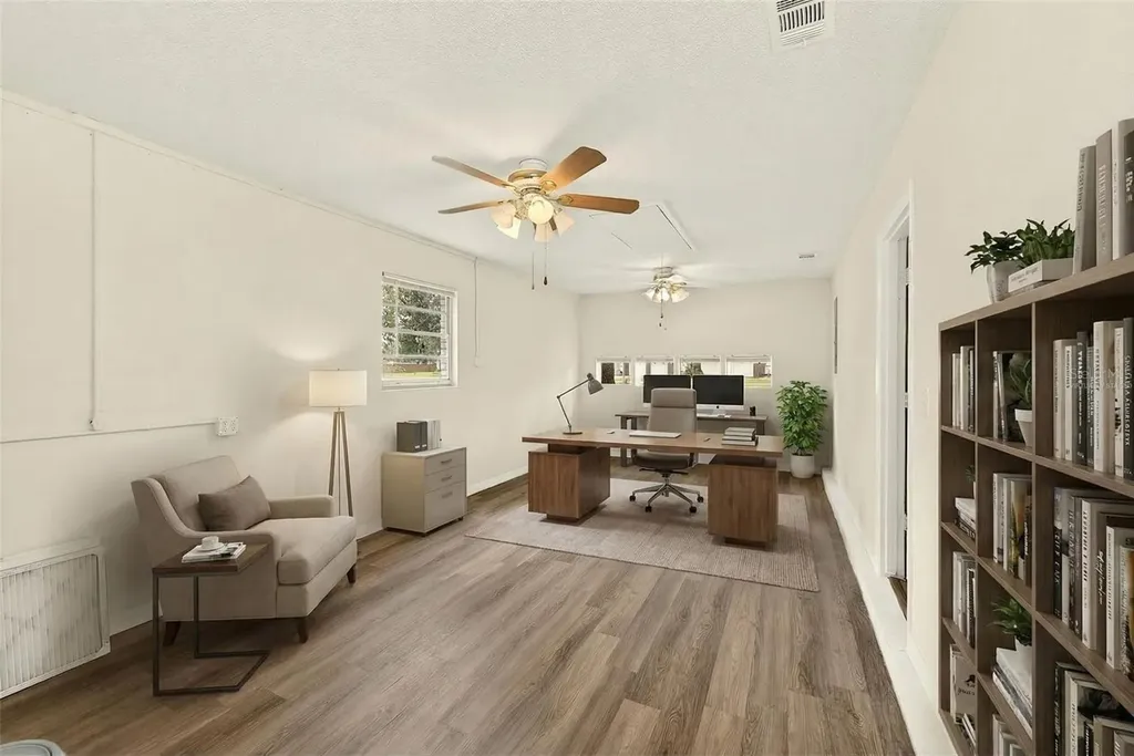 1220 Vinewood Drive Seffner FL 33584