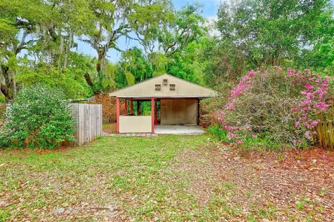 1220 Vinewood Drive Seffner FL 33584