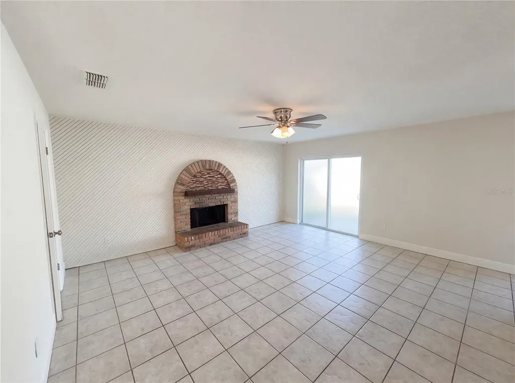1729 Elmstead Court Orlando FL 32824