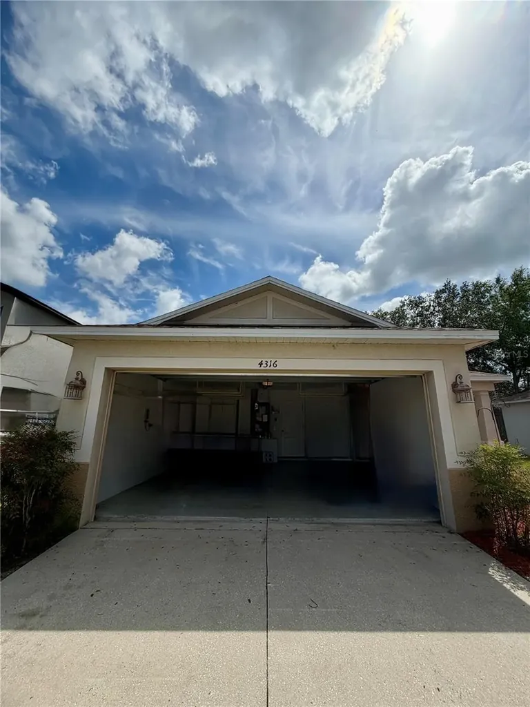 4316 Old Waverly Court Wesley Chapel FL 33543
