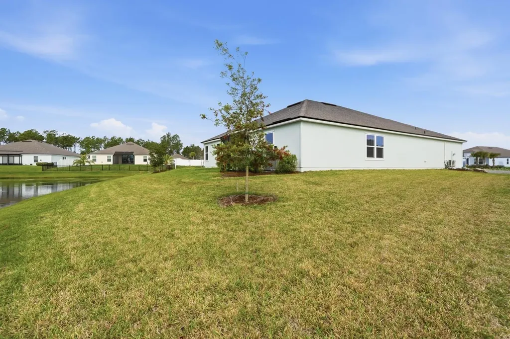 8 Crosscut Court Palm Coast FL 32137