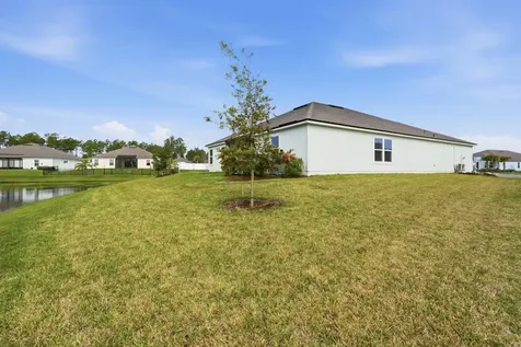 8 Crosscut Court Palm Coast FL 32137