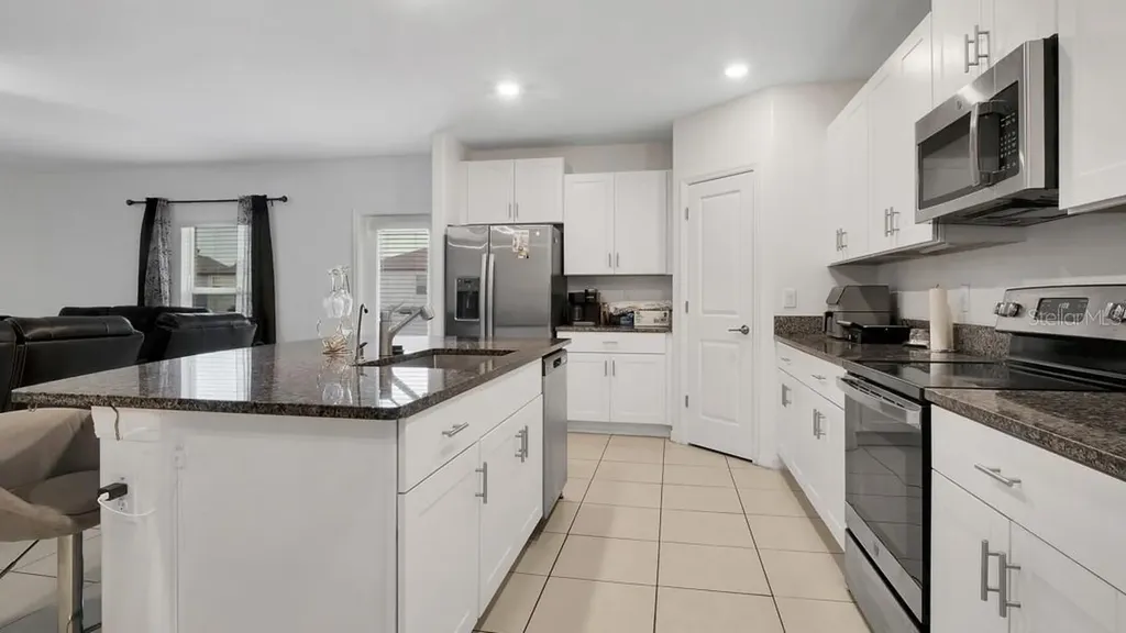 6300 Beverly Hills Drive Zephyrhills FL 33541