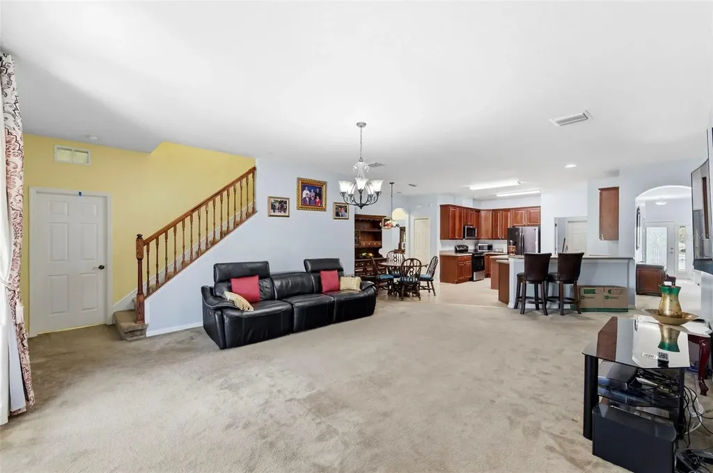 6823 Green Heron Drive Wesley Chapel FL 33545