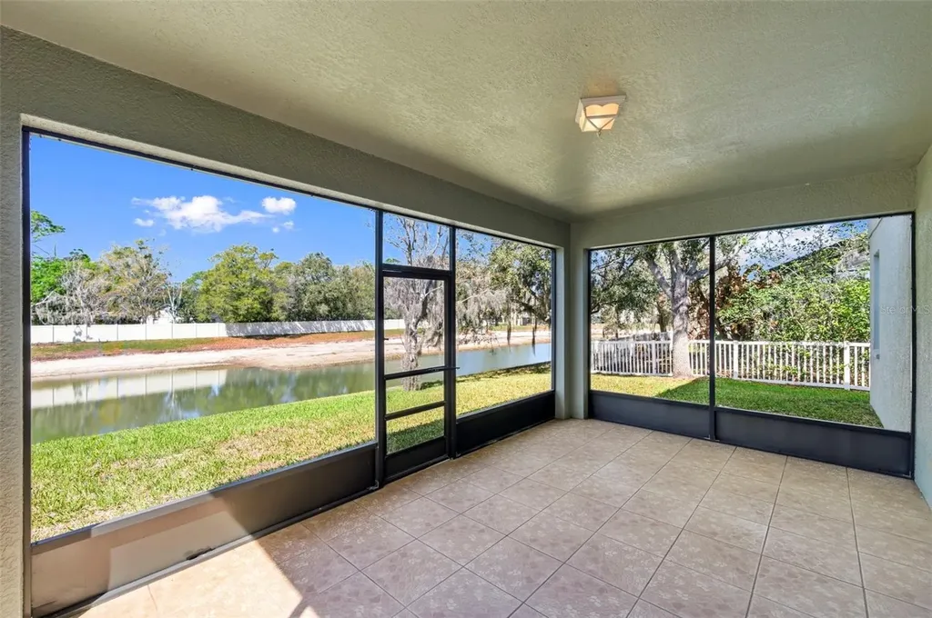 6823 Green Heron Drive Wesley Chapel FL 33545