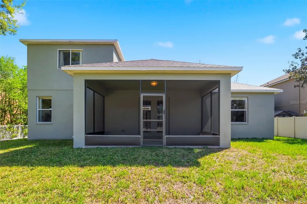 6823 Green Heron Drive Wesley Chapel FL 33545