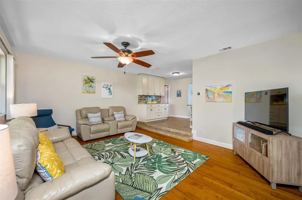 3749 Mckay Creek Drive Largo FL 33770