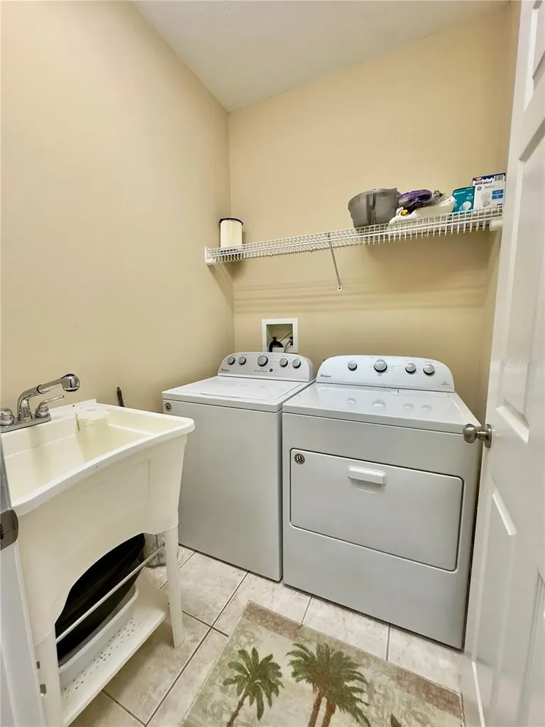 10222 Devonshire Lake Drive Tampa FL 33647
