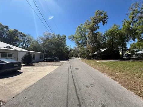 402 SW 7th Place Gainesville FL 32601