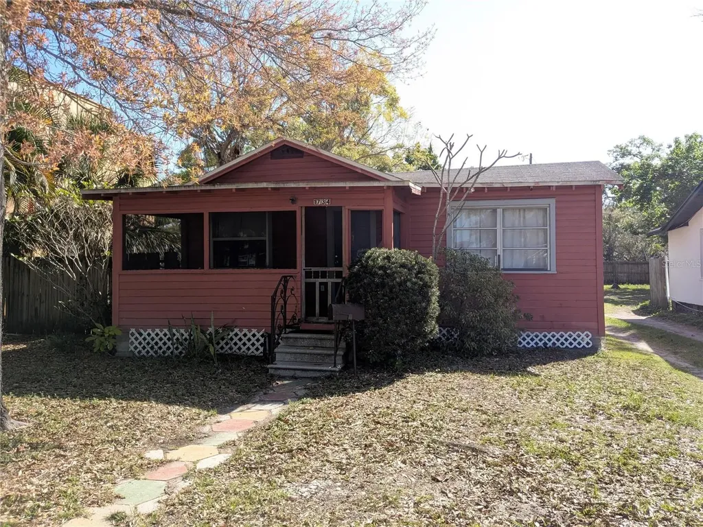 1734 Newark Street S St Petersburg FL 33711