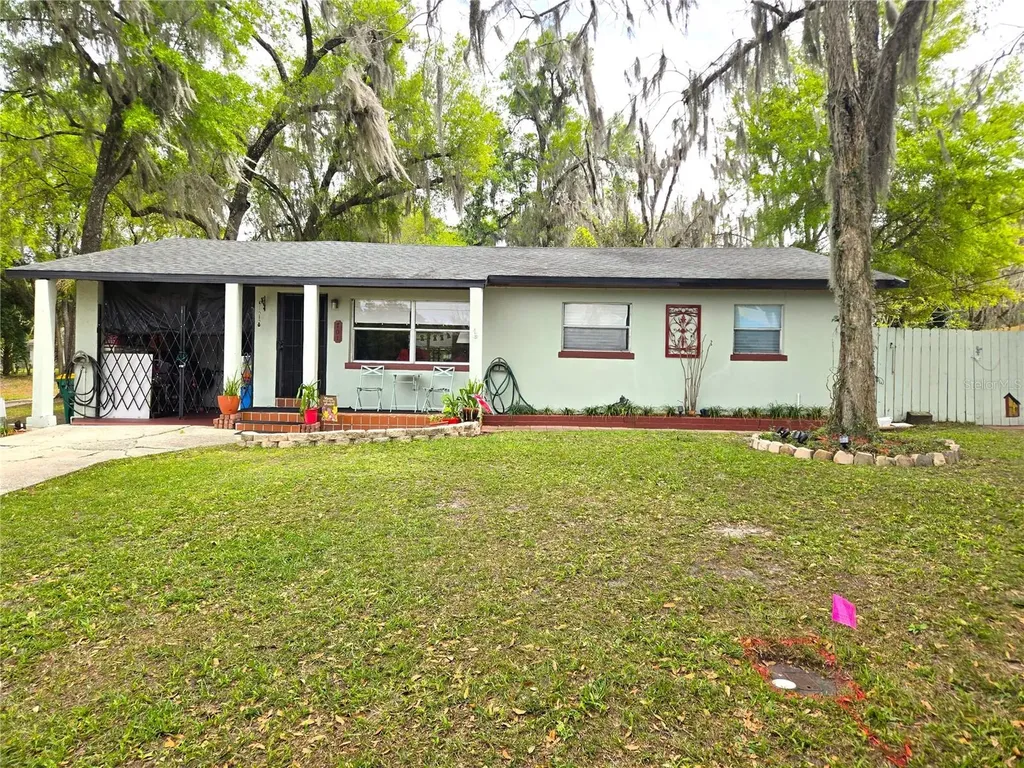 701 S Delaware Avenue Deland FL 32720