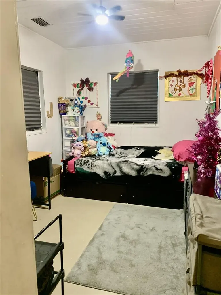 701 S Delaware Avenue Deland FL 32720