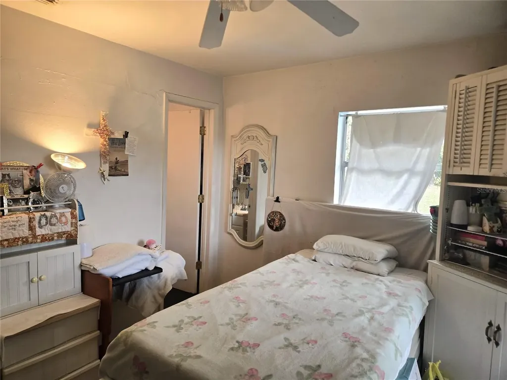 701 S Delaware Avenue Deland FL 32720