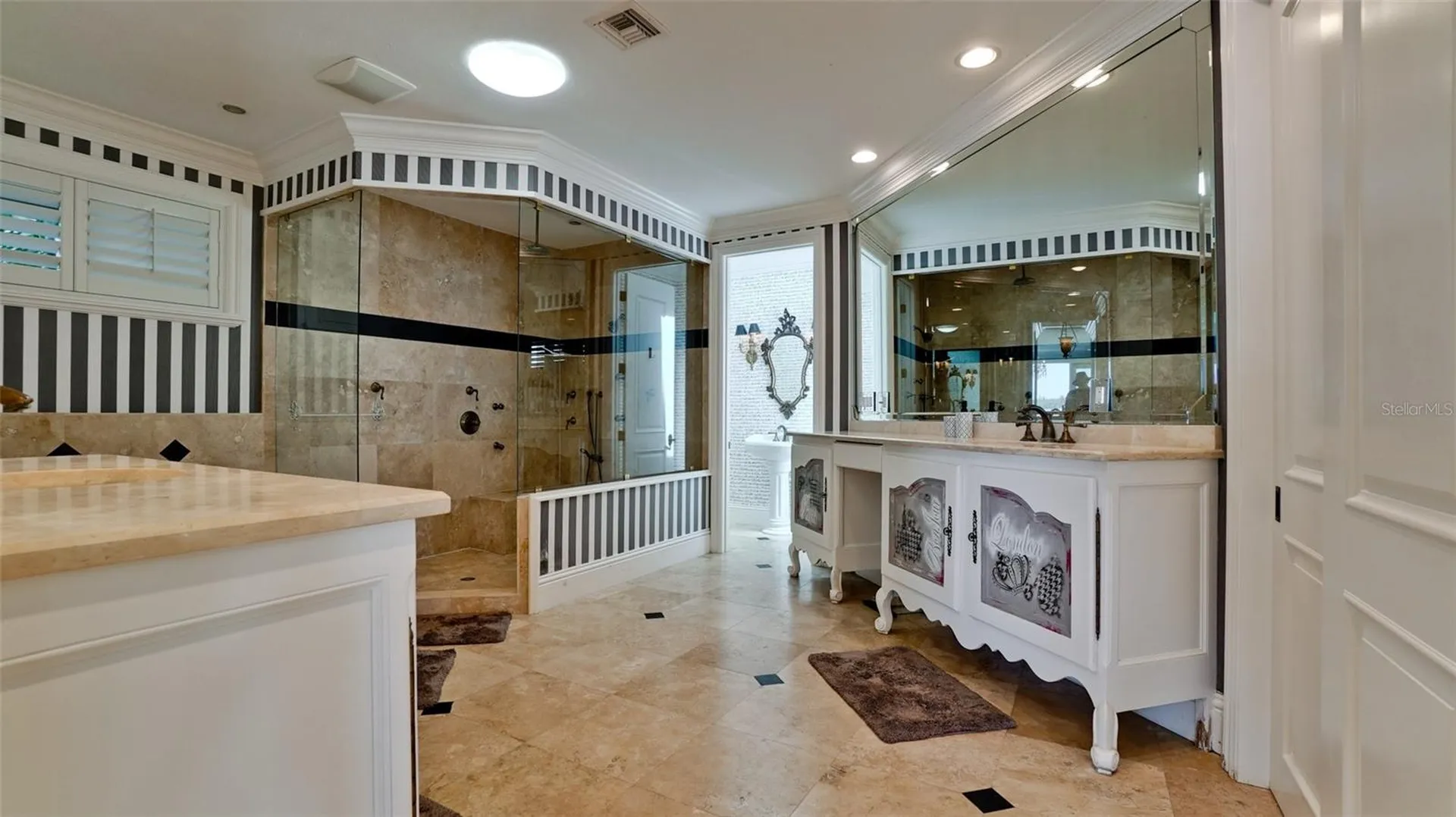 8213 Midnight Pass Road Sarasota FL 34242