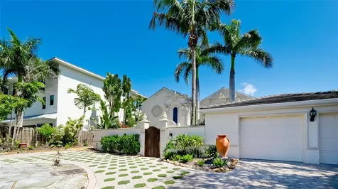 8213 Midnight Pass Road Sarasota FL 34242