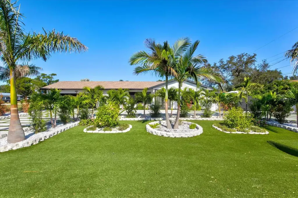 6612 9th Avenue NW Bradenton FL 34209