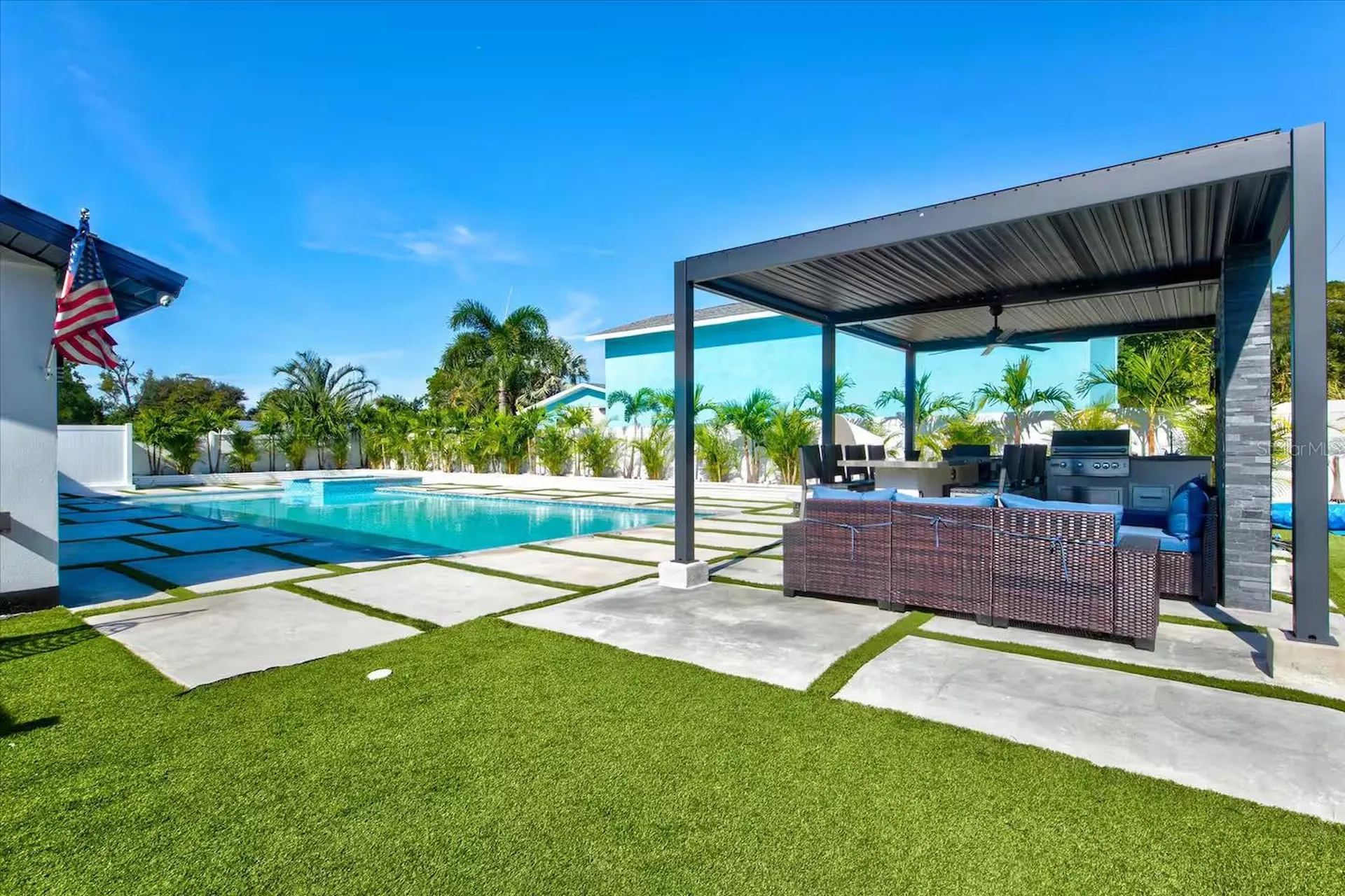 6612 9th Avenue NW Bradenton FL 34209