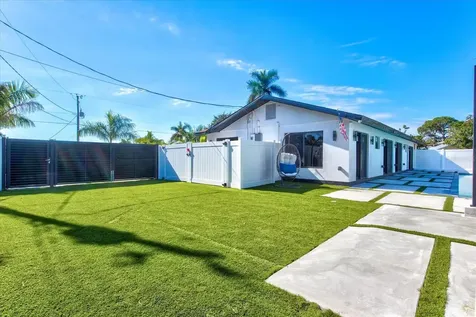 6612 9th Avenue NW Bradenton FL 34209