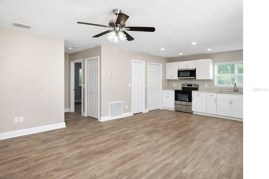 640 E Grapefruit Avenue Lake Alfred FL 33850