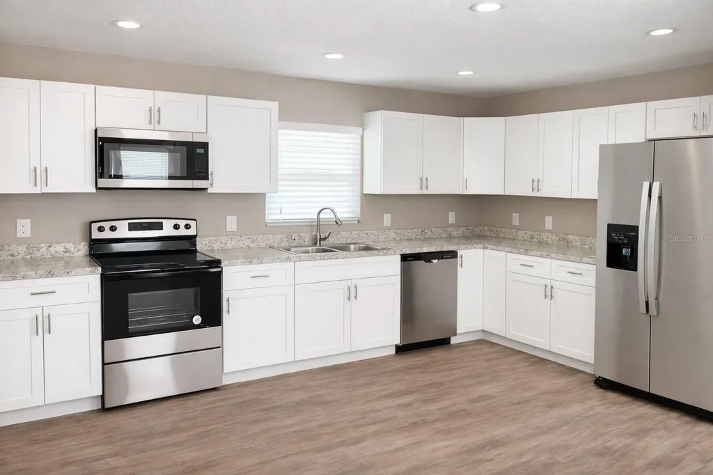 640 E Grapefruit Avenue Lake Alfred FL 33850