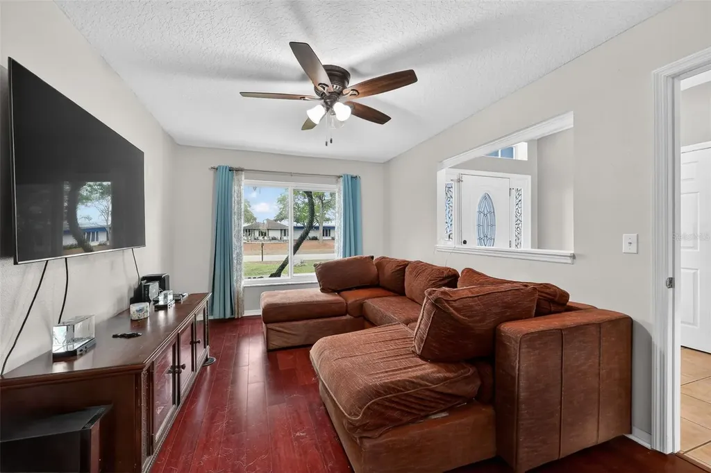566 SW Sea Holly Terrace Port St Lucie FL 34984