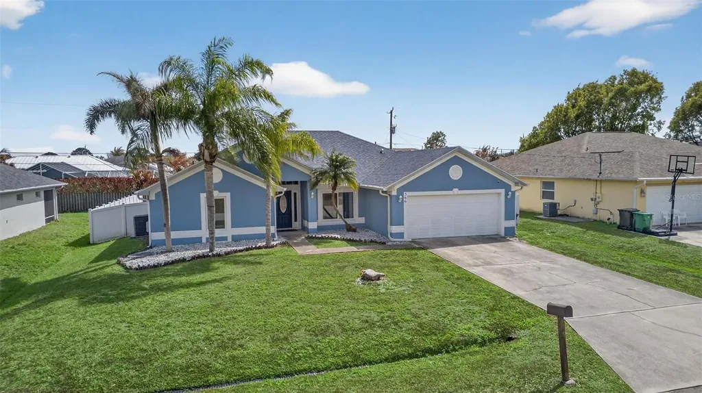 566 SW Sea Holly Terrace Port St Lucie FL 34984