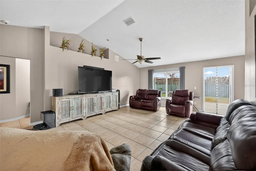 566 SW Sea Holly Terrace Port St Lucie FL 34984