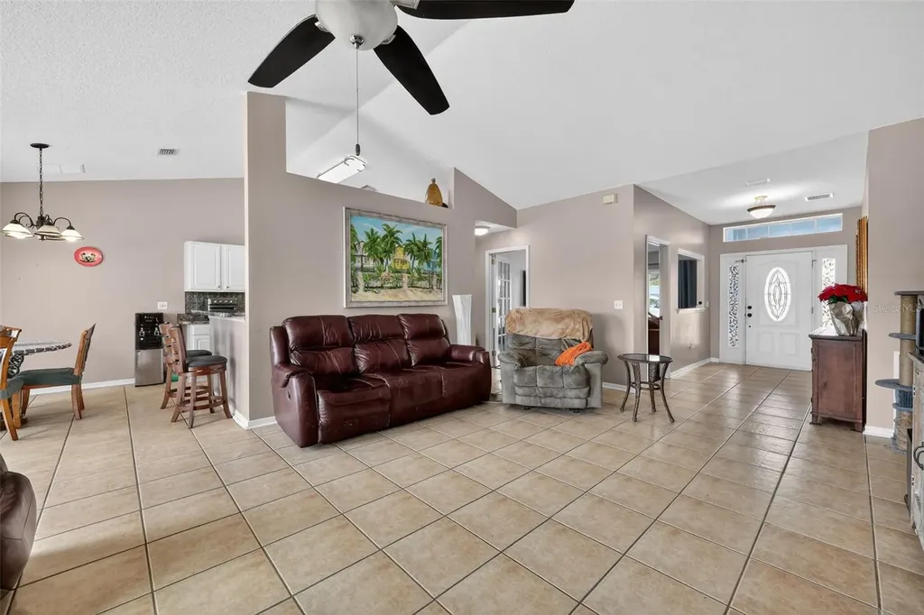 566 SW Sea Holly Terrace Port St Lucie FL 34984