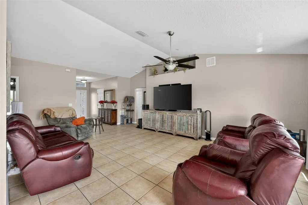 566 SW Sea Holly Terrace Port St Lucie FL 34984