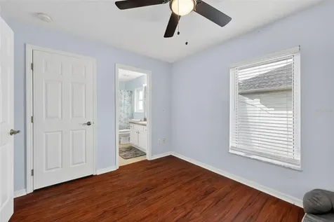 566 SW Sea Holly Terrace Port St Lucie FL 34984
