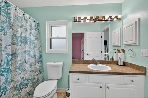566 SW Sea Holly Terrace Port St Lucie FL 34984