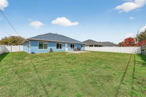 566 SW Sea Holly Terrace Port St Lucie FL 34984