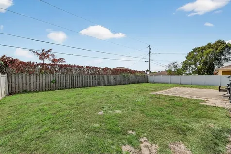 566 SW Sea Holly Terrace Port St Lucie FL 34984
