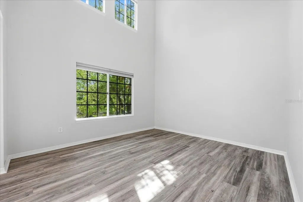 5202 Hampton Beach Place Tampa FL 33609