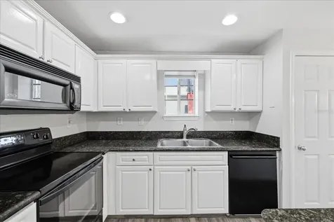 5202 Hampton Beach Place Tampa FL 33609