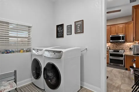 9057 Balmoral Mews Square Windermere FL 34786