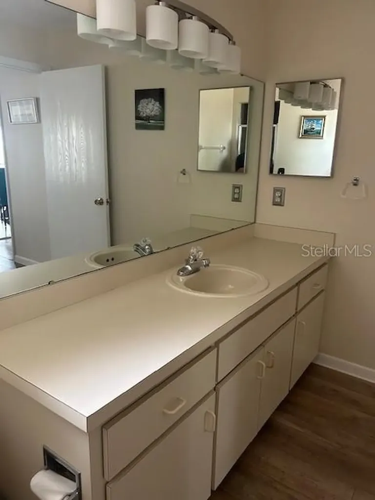 9748 SW 97 Street Ocala FL 34481