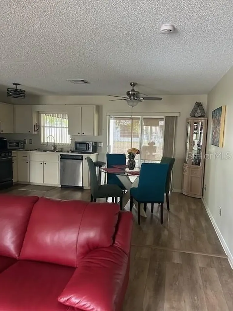 9748 SW 97 Street Ocala FL 34481