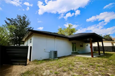 2235 Wautoma Place Orlando FL 32818