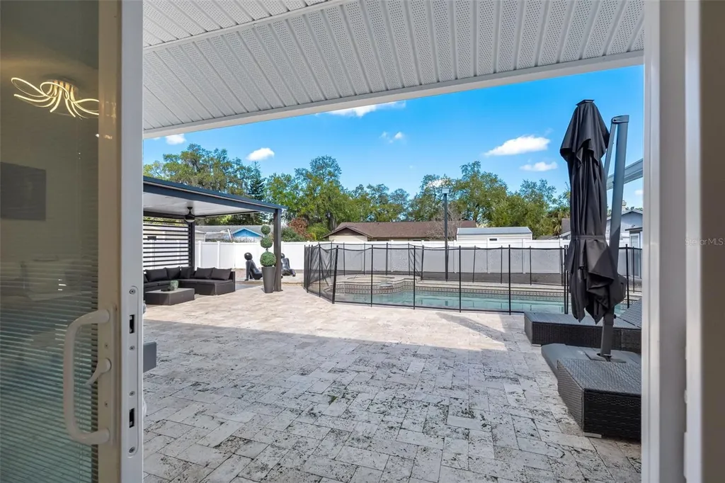 1803 Lake Crest Avenue Brandon FL 33510