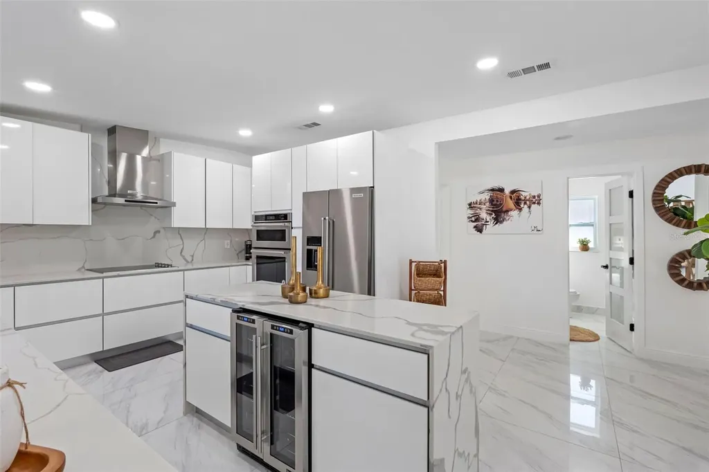 1803 Lake Crest Avenue Brandon FL 33510