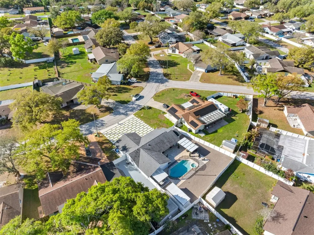 1803 Lake Crest Avenue Brandon FL 33510