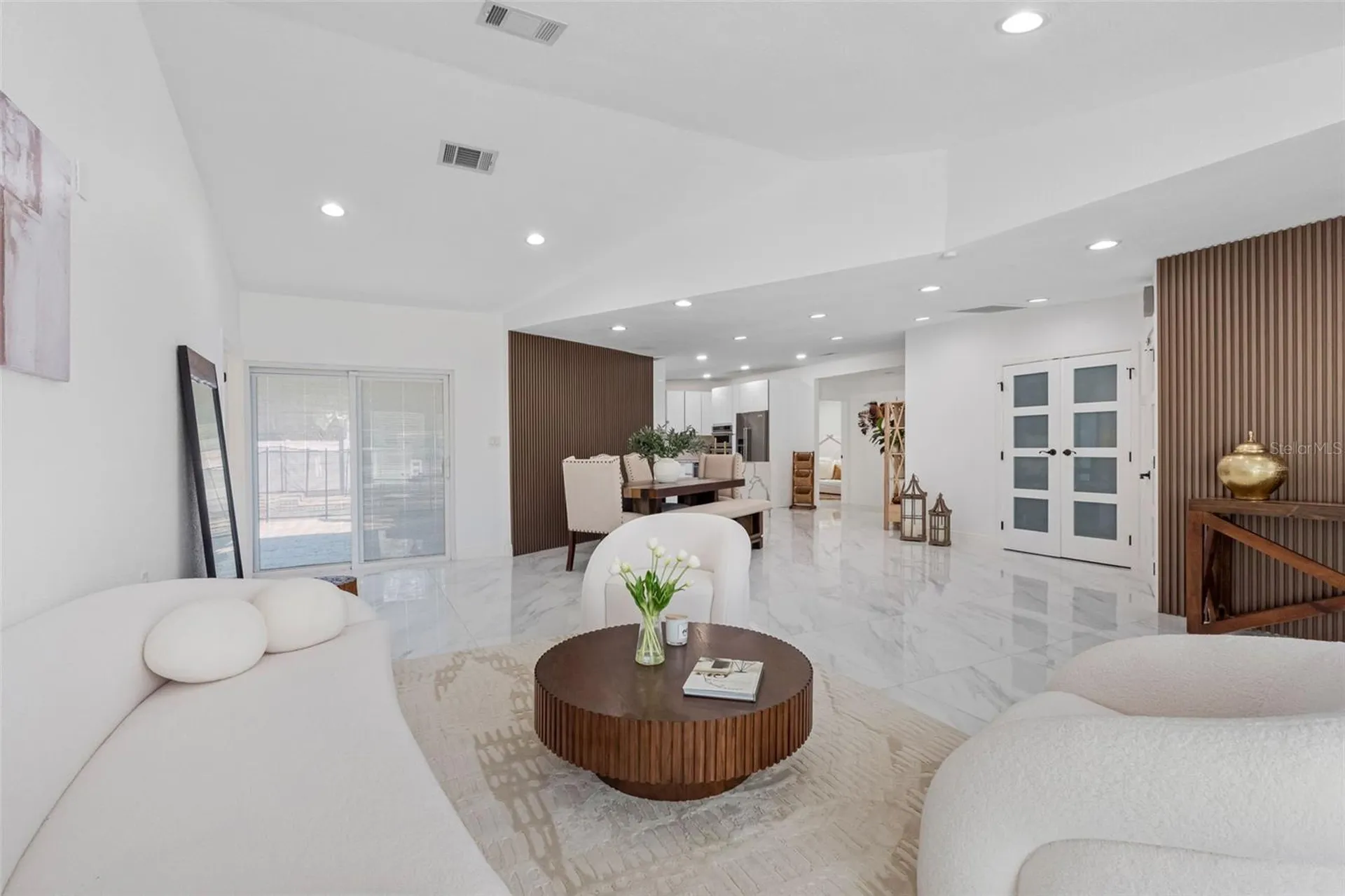 1803 Lake Crest Avenue Brandon FL 33510