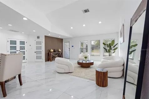 1803 Lake Crest Avenue Brandon FL 33510