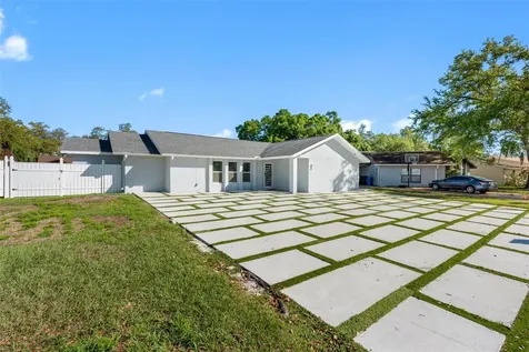 1803 Lake Crest Avenue Brandon FL 33510